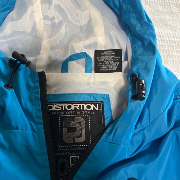 Wind breaker - Picture 2 of 2